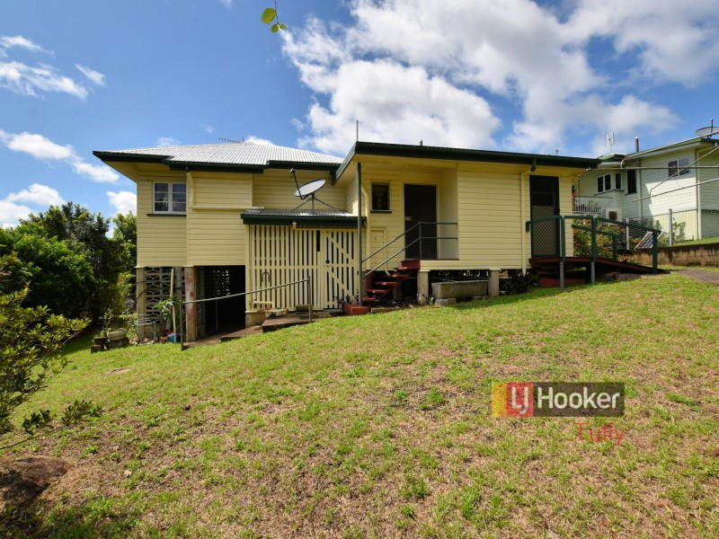 4 Bell Street, Tully QLD 4854