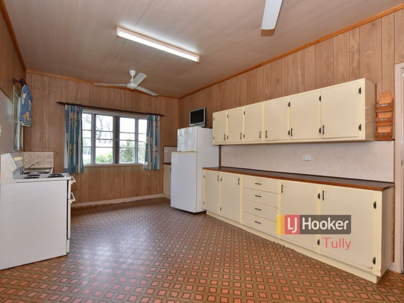 4 Bell Street, Tully QLD 4854