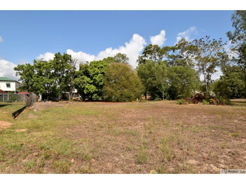 11 Coral Sea Drive, Cardwell QLD 4849