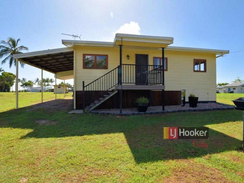 8 Costigan Street, Tully Heads QLD 4854