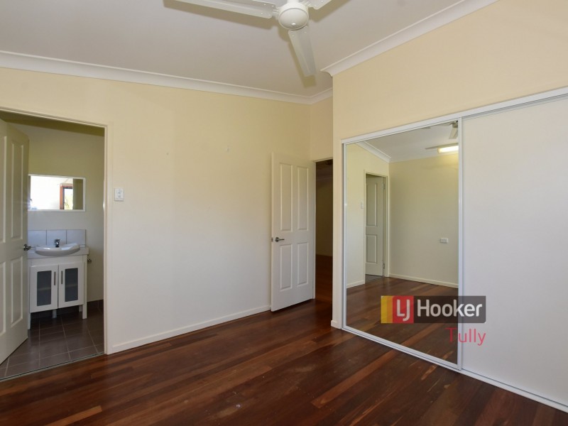 8 Costigan Street, Tully Heads QLD 4854