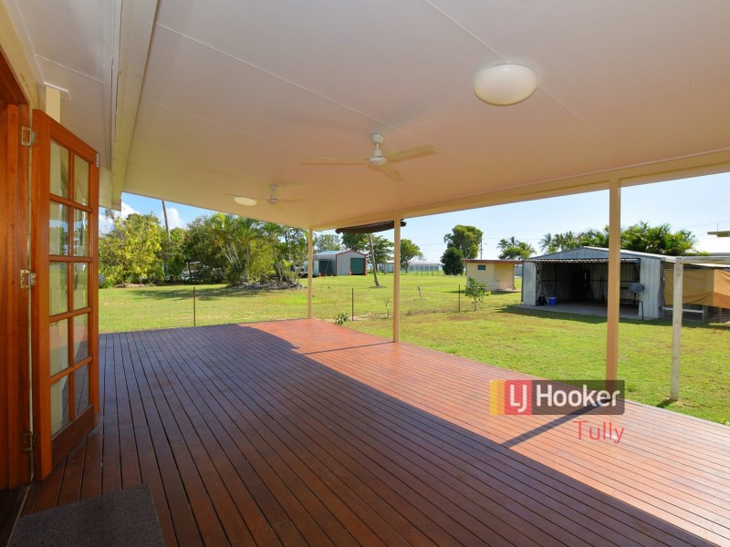 8 Costigan Street, Tully Heads QLD 4854