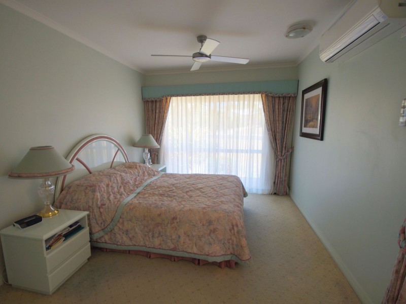 1 Leslie Lane, South Mission Beach QLD 4852