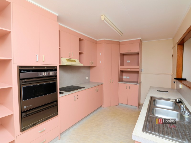 11 McDonald Street, Tully QLD 4854