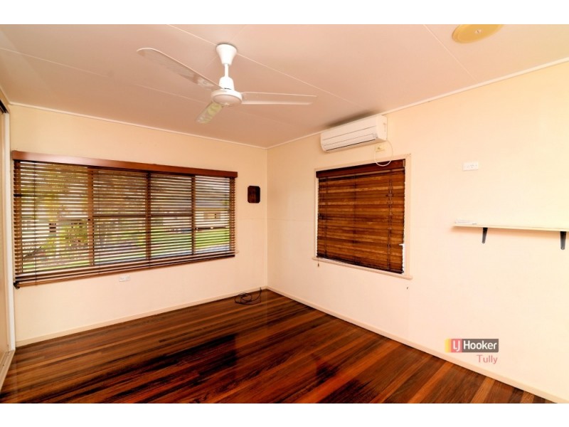 11 McDonald Street, Tully QLD 4854