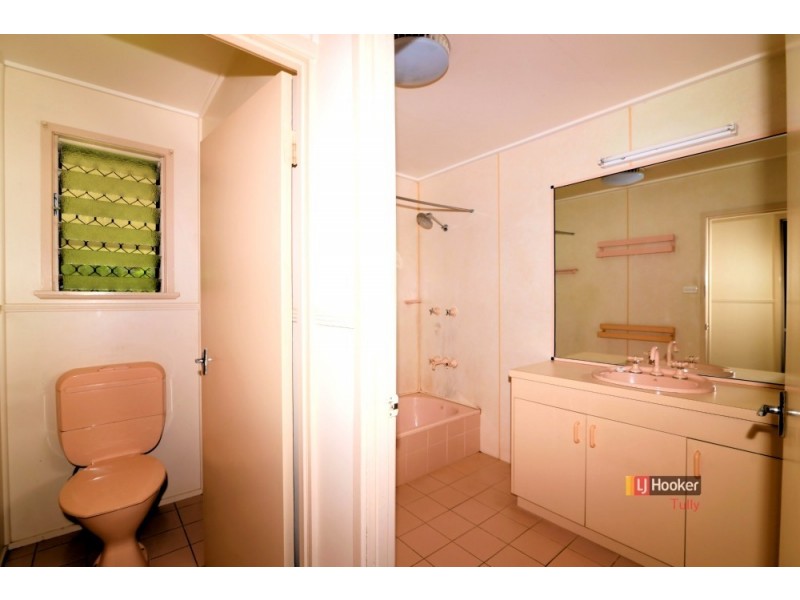 11 McDonald Street, Tully QLD 4854