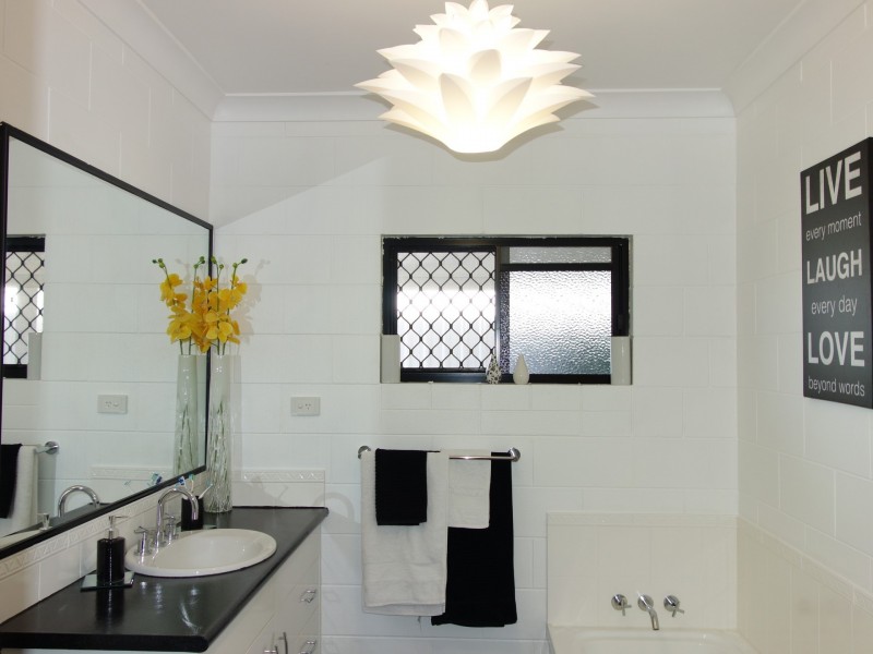 2 Corbett Close, Bulgun QLD 4854