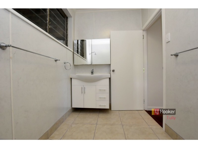 2 Geddes Street, Tully QLD 4854