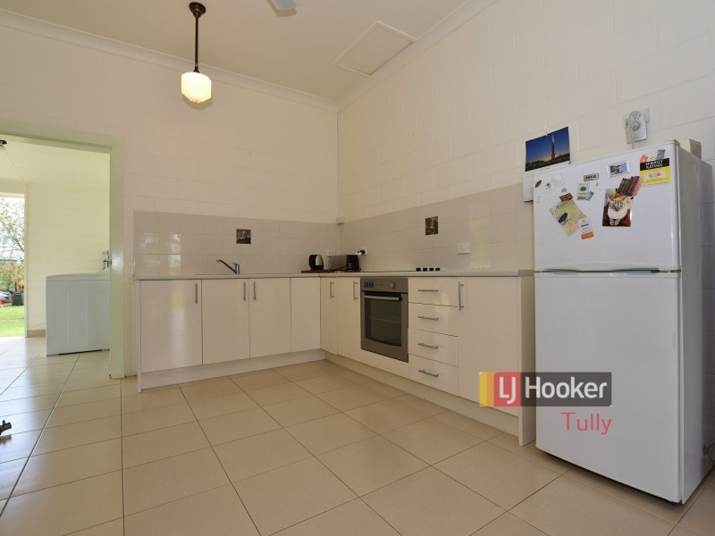 2 Clarke-Kennedy Street, Tully QLD 4854