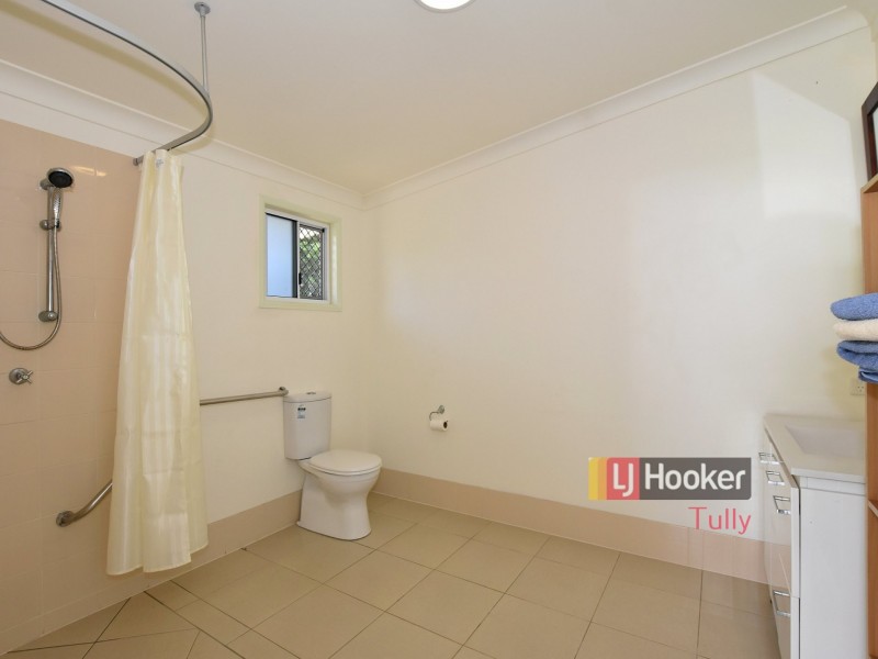 2 Clarke-Kennedy Street, Tully QLD 4854