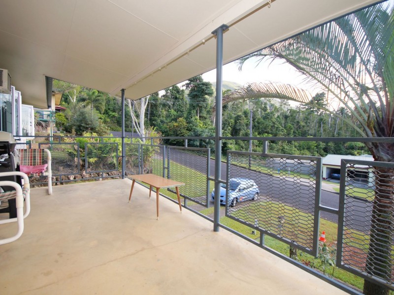 59 Theodore Street, Tully QLD 4854