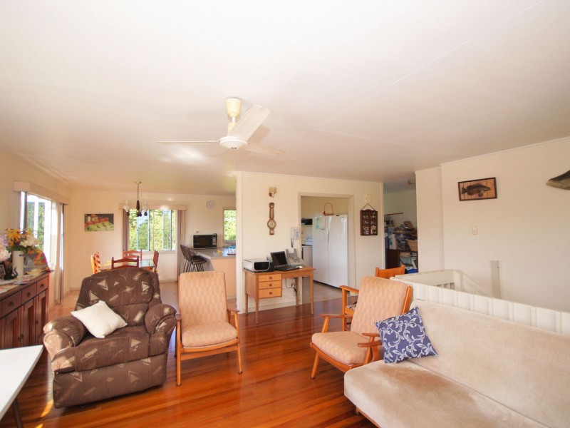59 Theodore Street, Tully QLD 4854