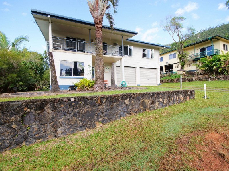 59 Theodore Street, Tully QLD 4854