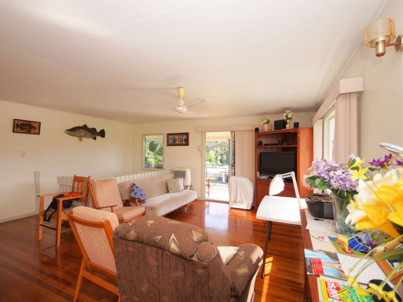 59 Theodore Street, Tully QLD 4854