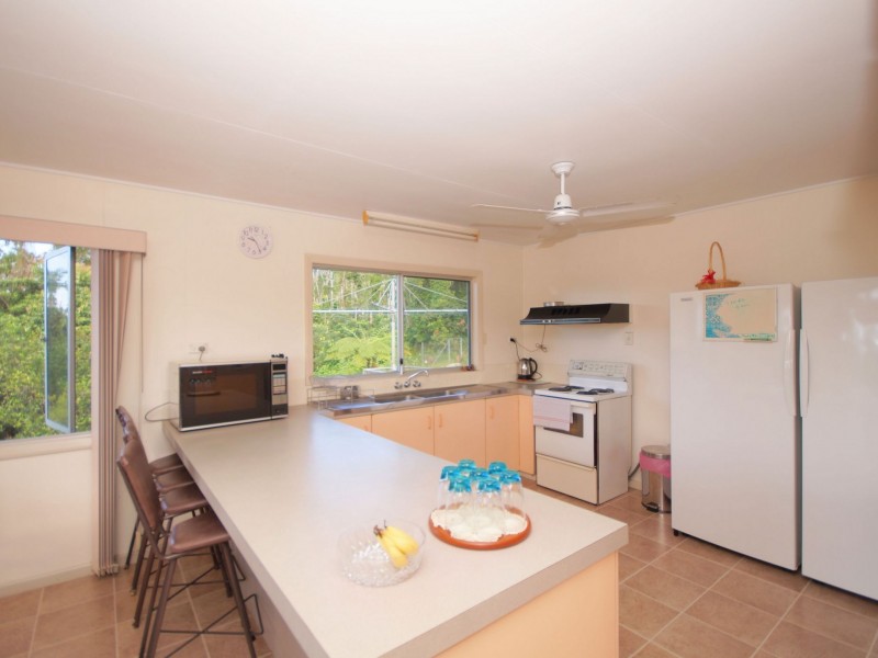 59 Theodore Street, Tully QLD 4854