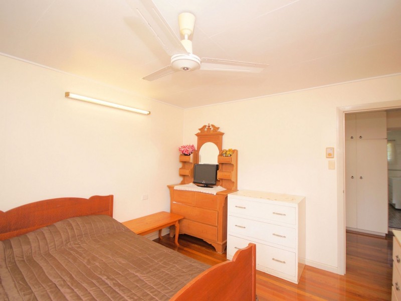 59 Theodore Street, Tully QLD 4854