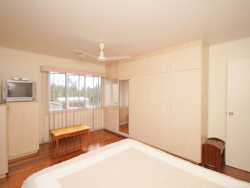 59 Theodore Street, Tully QLD 4854