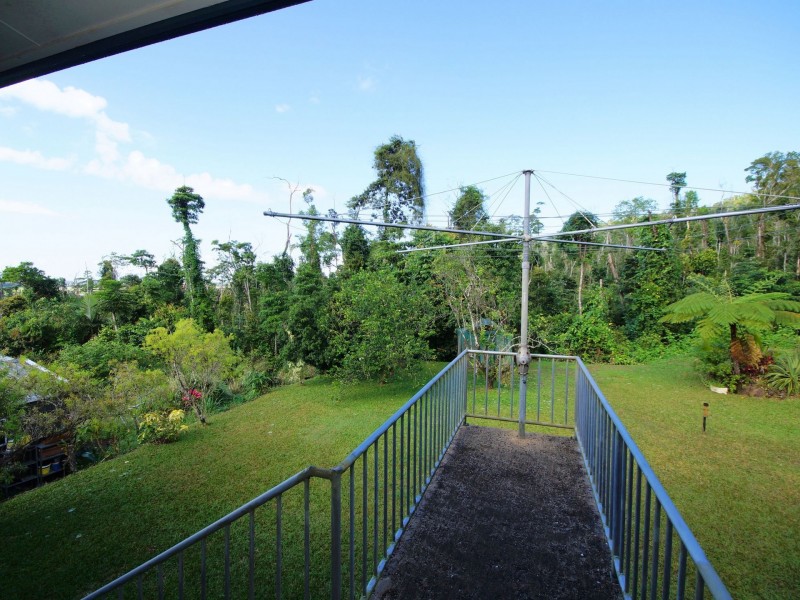 59 Theodore Street, Tully QLD 4854