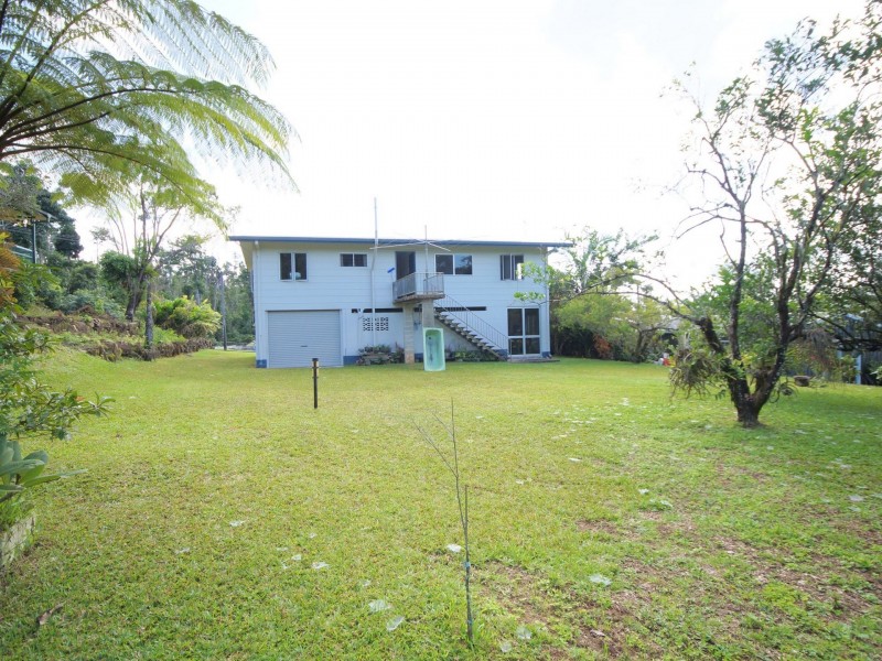 59 Theodore Street, Tully QLD 4854