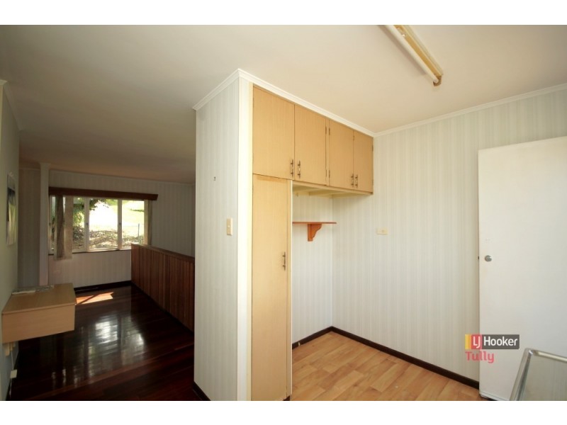 10 Hielscher Street, Tully QLD 4854