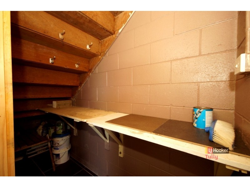 10 Hielscher Street, Tully QLD 4854