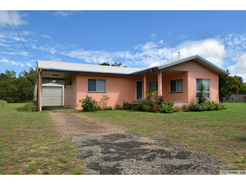 75 Taylor Street, Tully Heads QLD 4854
