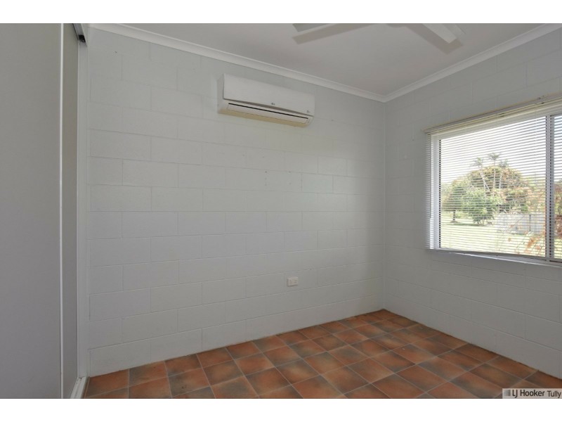 75 Taylor Street, Tully Heads QLD 4854