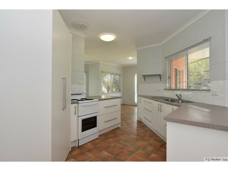 75 Taylor Street, Tully Heads QLD 4854