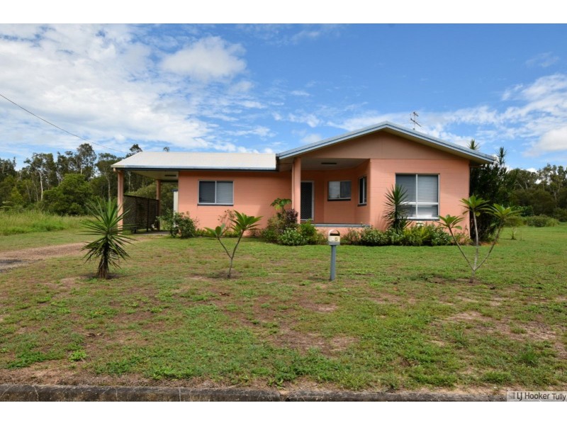 75 Taylor Street, Tully Heads QLD 4854
