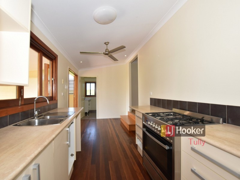 8 Costigan Street, Tully Heads QLD 4854