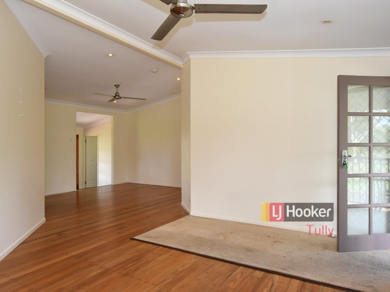 8 Costigan Street, Tully Heads QLD 4854