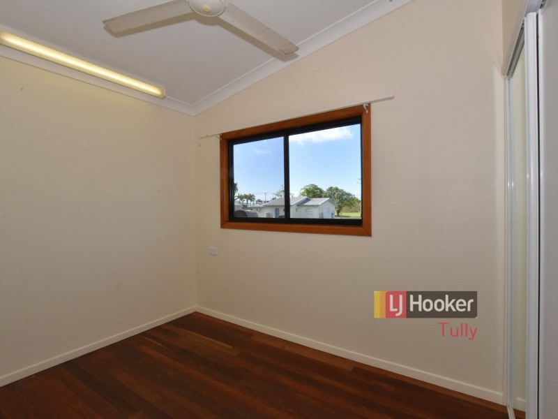8 Costigan Street, Tully Heads QLD 4854