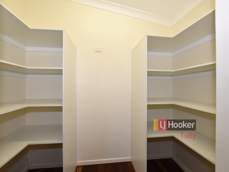 8 Costigan Street, Tully Heads QLD 4854