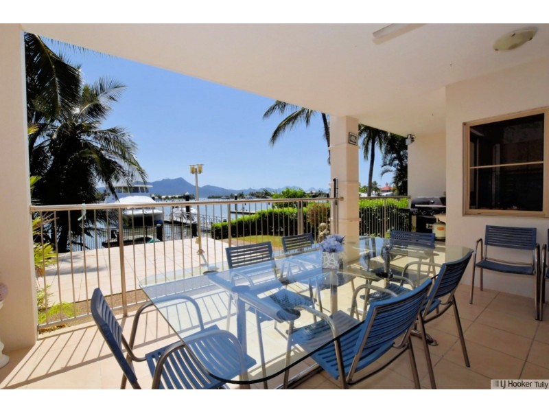 Unit 2/23 Poinciana Boulevard, Cardwell QLD 4849