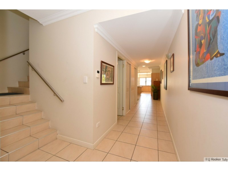 Unit 2/23 Poinciana Boulevard, Cardwell QLD 4849