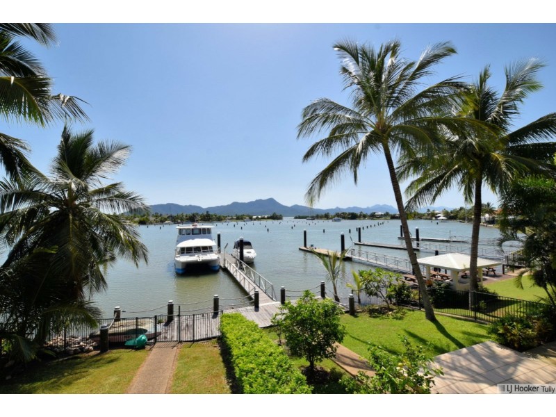 Unit 2/23 Poinciana Boulevard, Cardwell QLD 4849