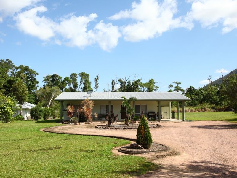 25 Dinan Close, Tully QLD 4854