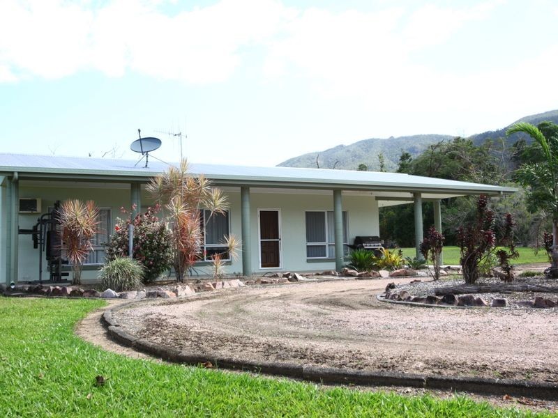 25 Dinan Close, Tully QLD 4854