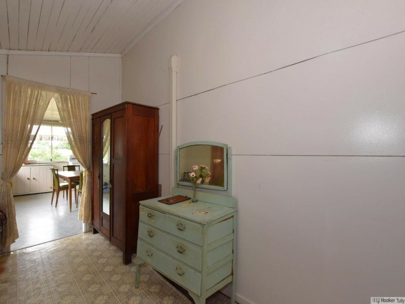 9 Webb Street, Tully QLD 4854