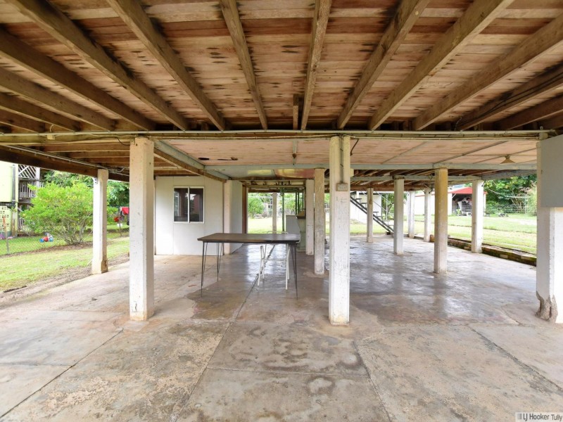 9 Webb Street, Tully QLD 4854