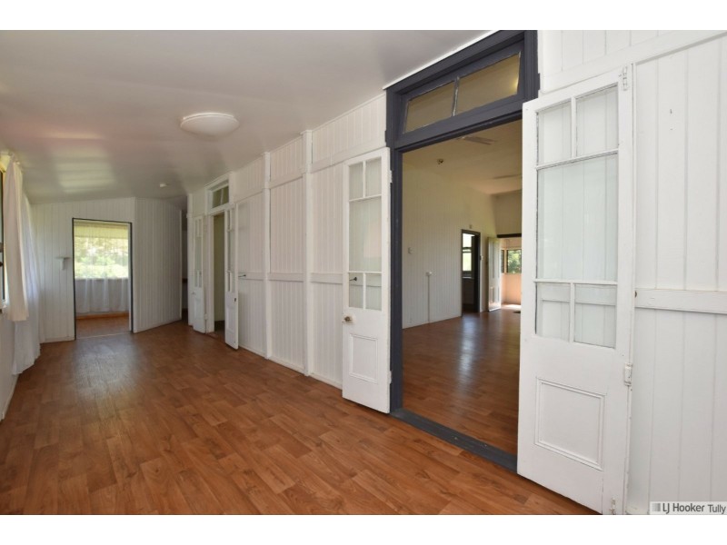 8 Mars Street, Tully QLD 4854