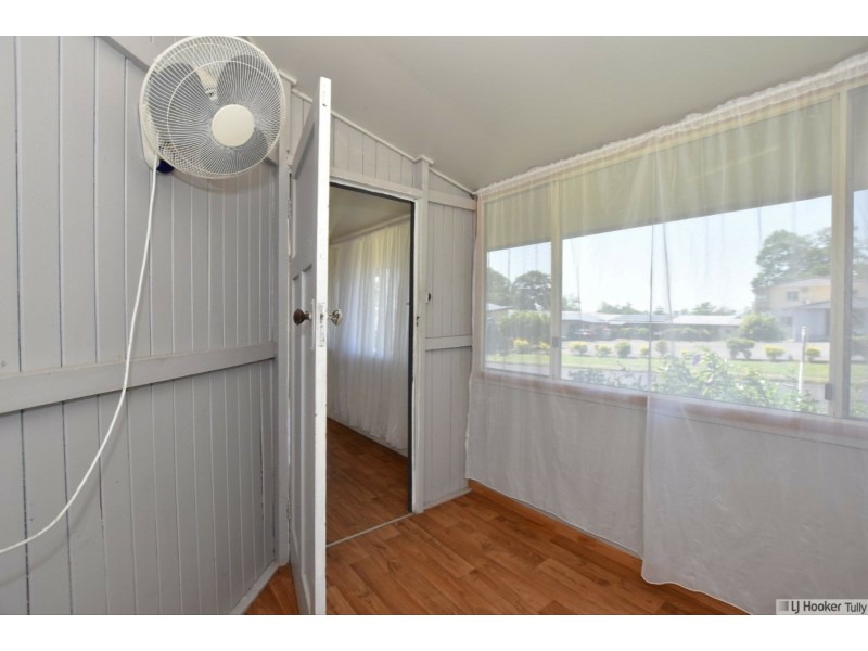 8 Mars Street, Tully QLD 4854