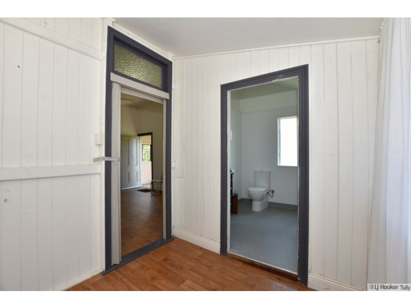 8 Mars Street, Tully QLD 4854