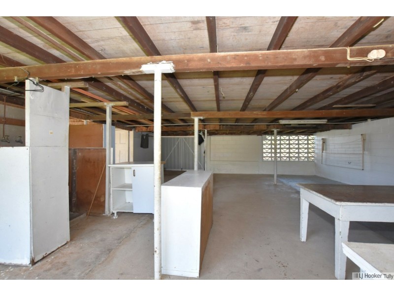 8 Mars Street, Tully QLD 4854