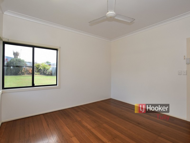 4 Billabong Lane, Tully Heads QLD 4854