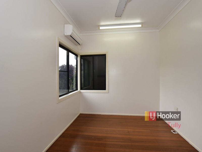 4 Billabong Lane, Tully Heads QLD 4854