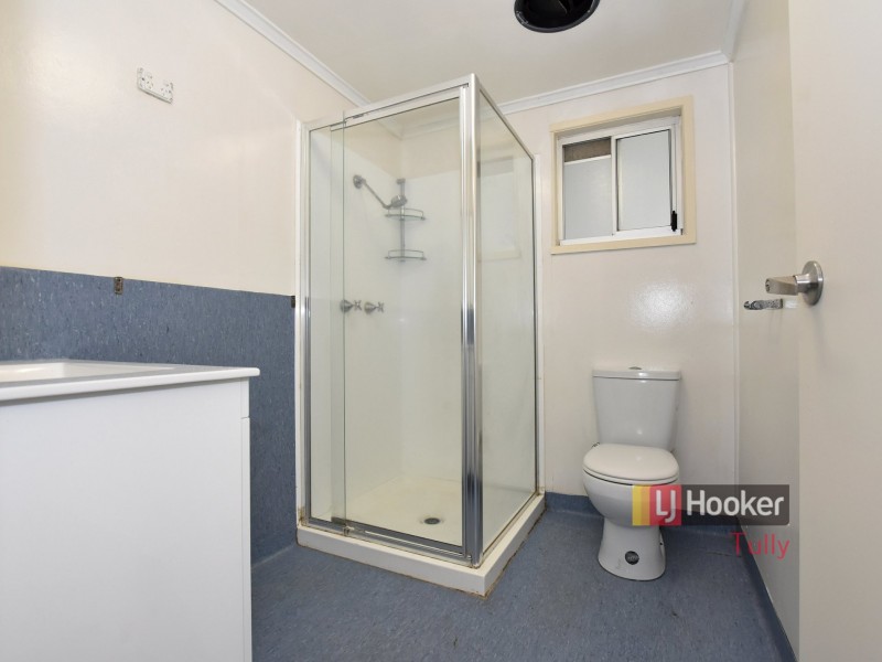 4 Billabong Lane, Tully Heads QLD 4854