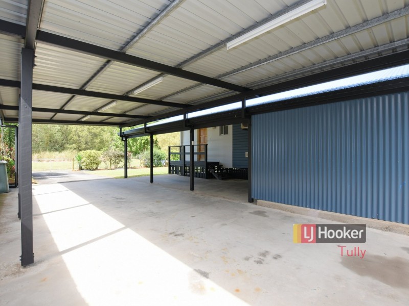4 Billabong Lane, Tully Heads QLD 4854