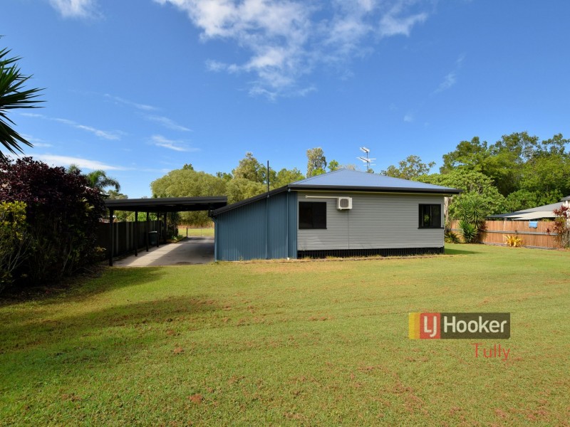 4 Billabong Lane, Tully Heads QLD 4854