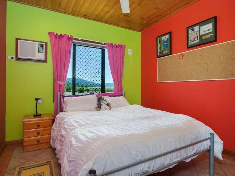 76 Keir Road, Tully QLD 4854